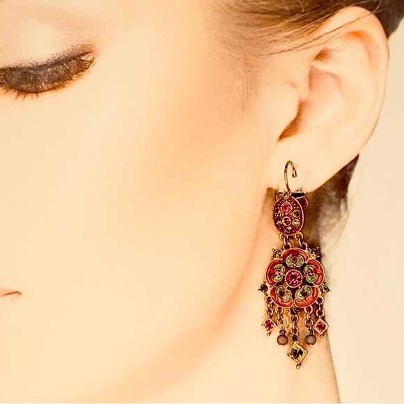 Nina Ricci for Avon Pink & Green Clip On Earrings with Crystals - Picture 2 of 6